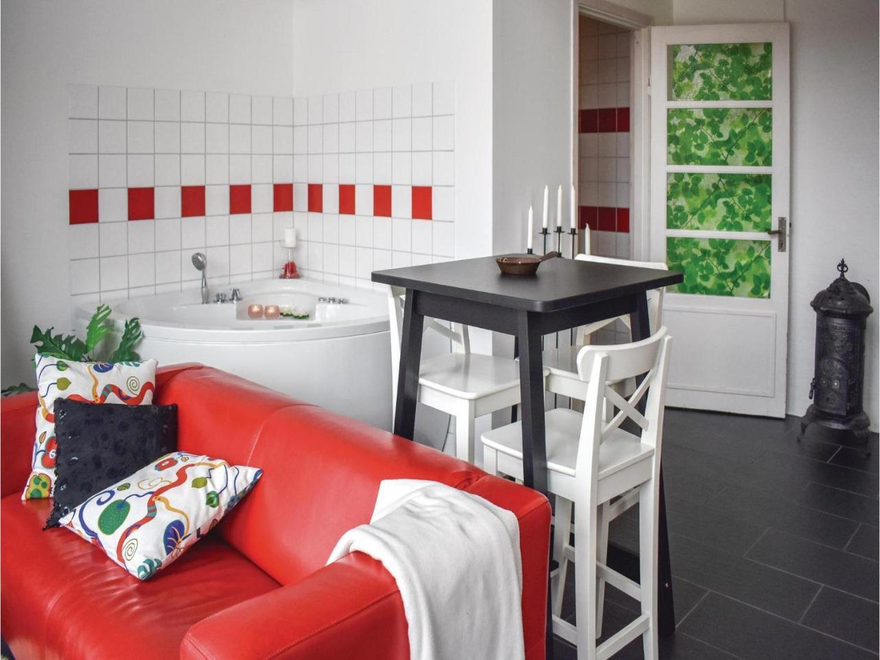 Awesome Home In Vimmerby With Wifi Exterior foto
